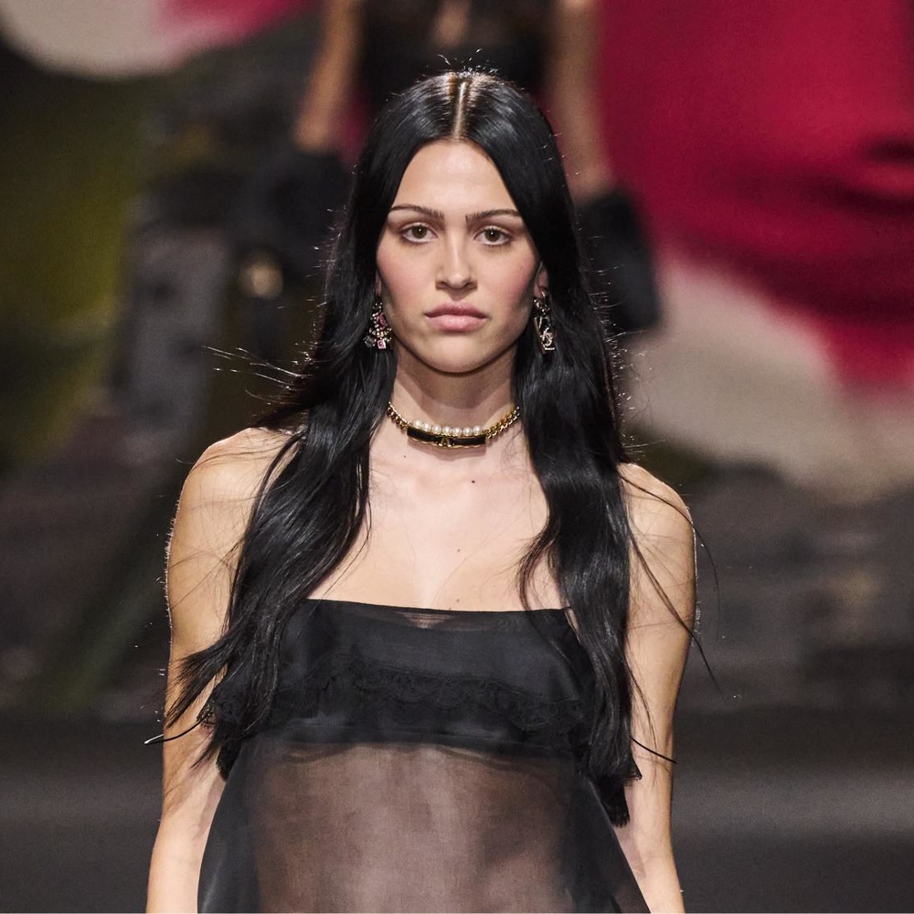 كيف يختلف شفط الدهون بالليزر عن شفط الدهون الجراحية؟