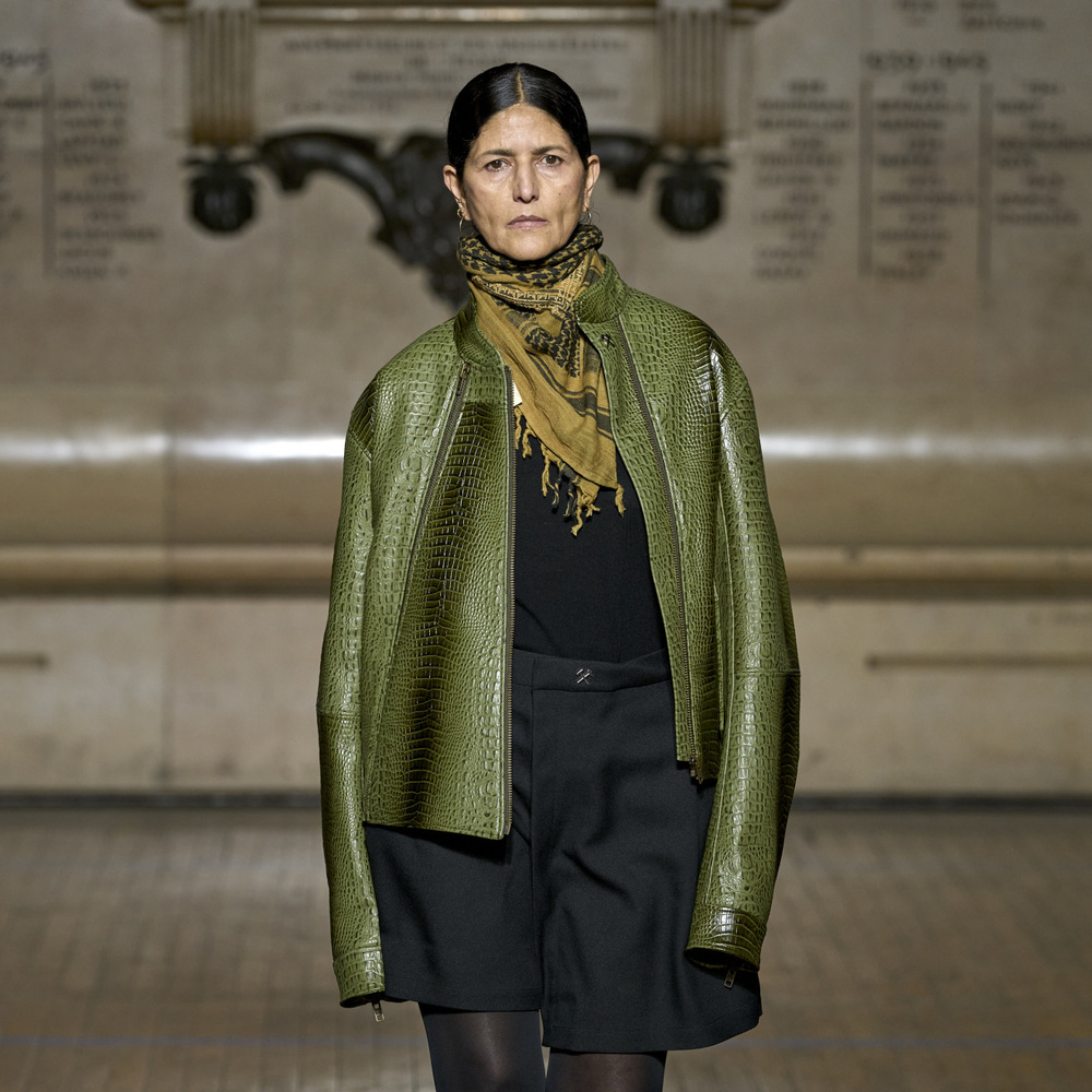 رسالة إنسانية مؤثّرة لغزة في عرض أزياء دار Gmbh 