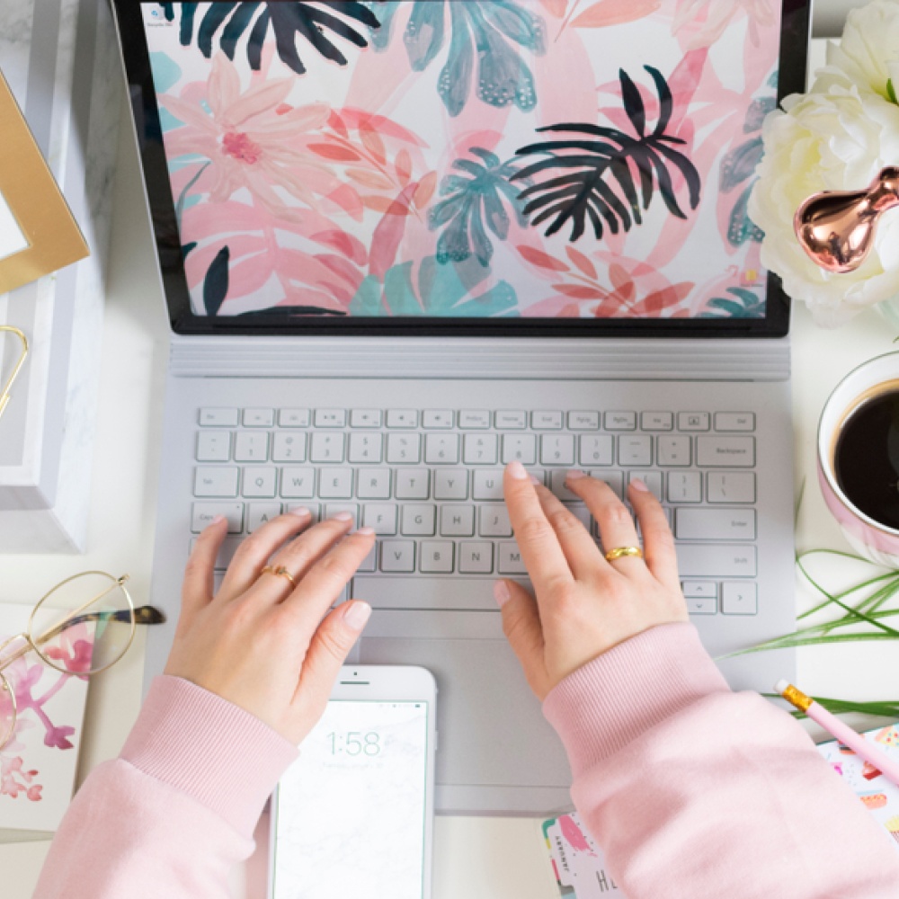 أفضل الطرق لإظهار موقعك بشكل احترافي وزيادة عدد الزوار والعملاء