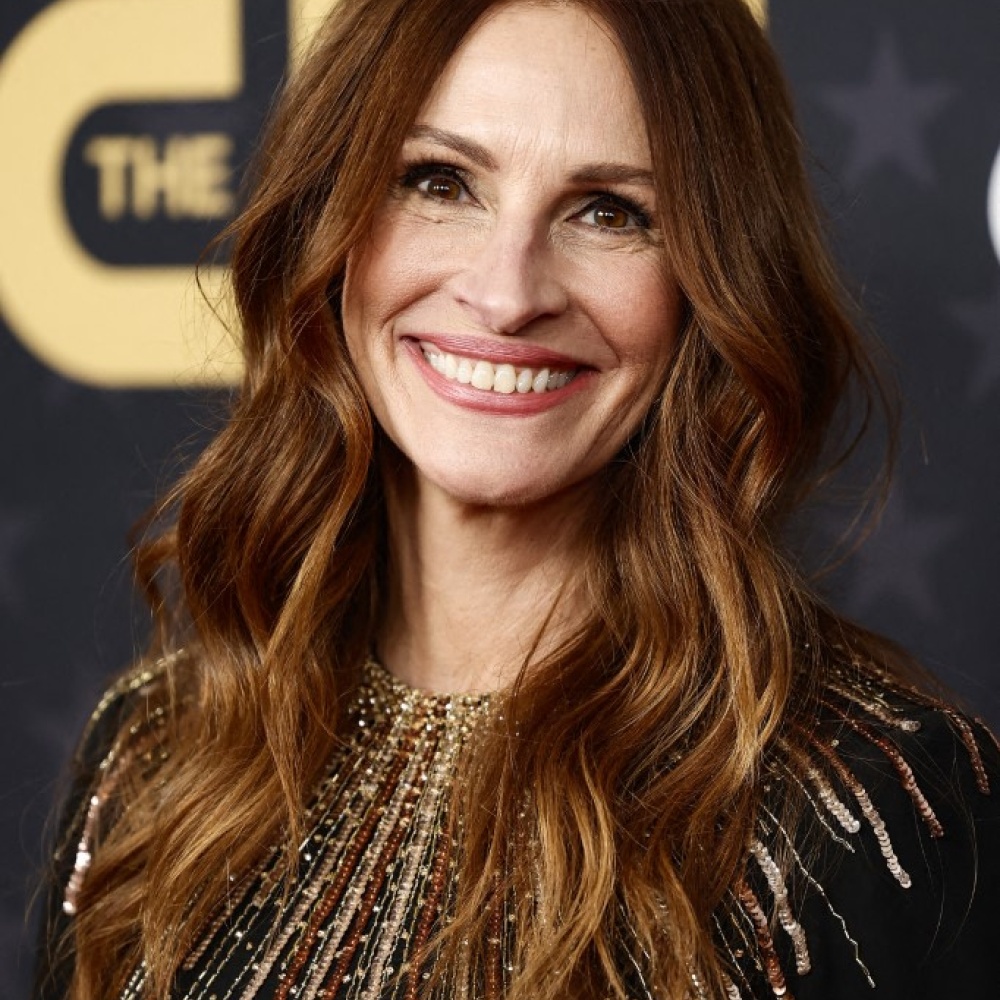 رحلة استكشاف أسرار الجمال التي لا تنتهي من وحي  جوليا روبرتس