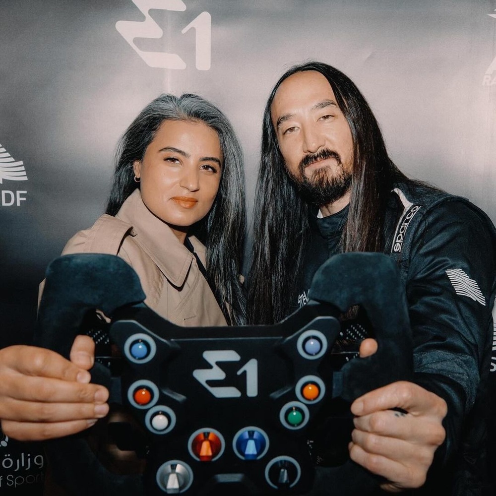 مشاعل العبيدان أول سعودية تشارك في بطولة العالم للقوارب الكهربائية