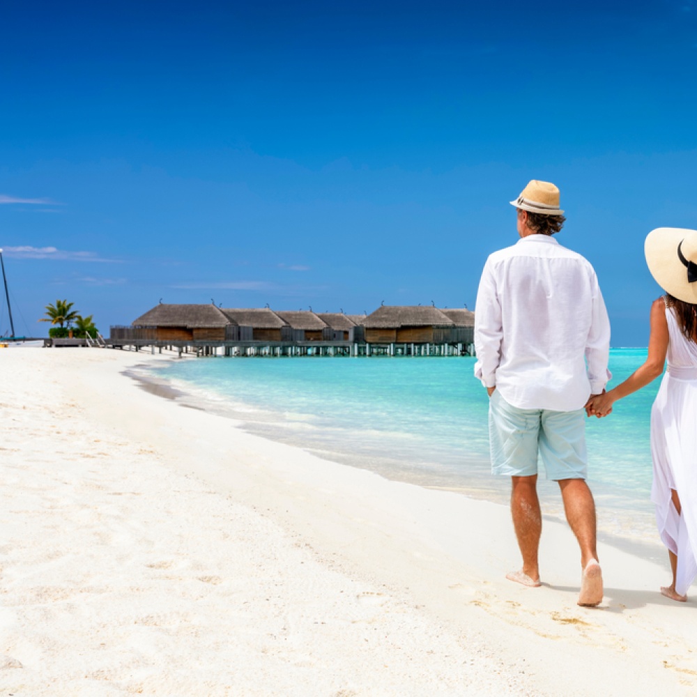 الحجز المبكر لرحلة شهر العسل مع زوجك