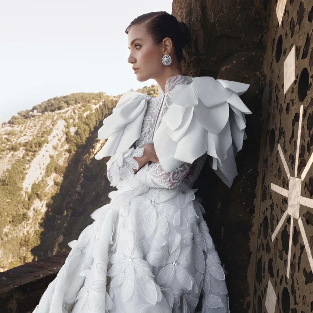 باقة فساتين زفاف 2024 للعروس المحجبة بتوقيع المصمم سعيد قبيسي