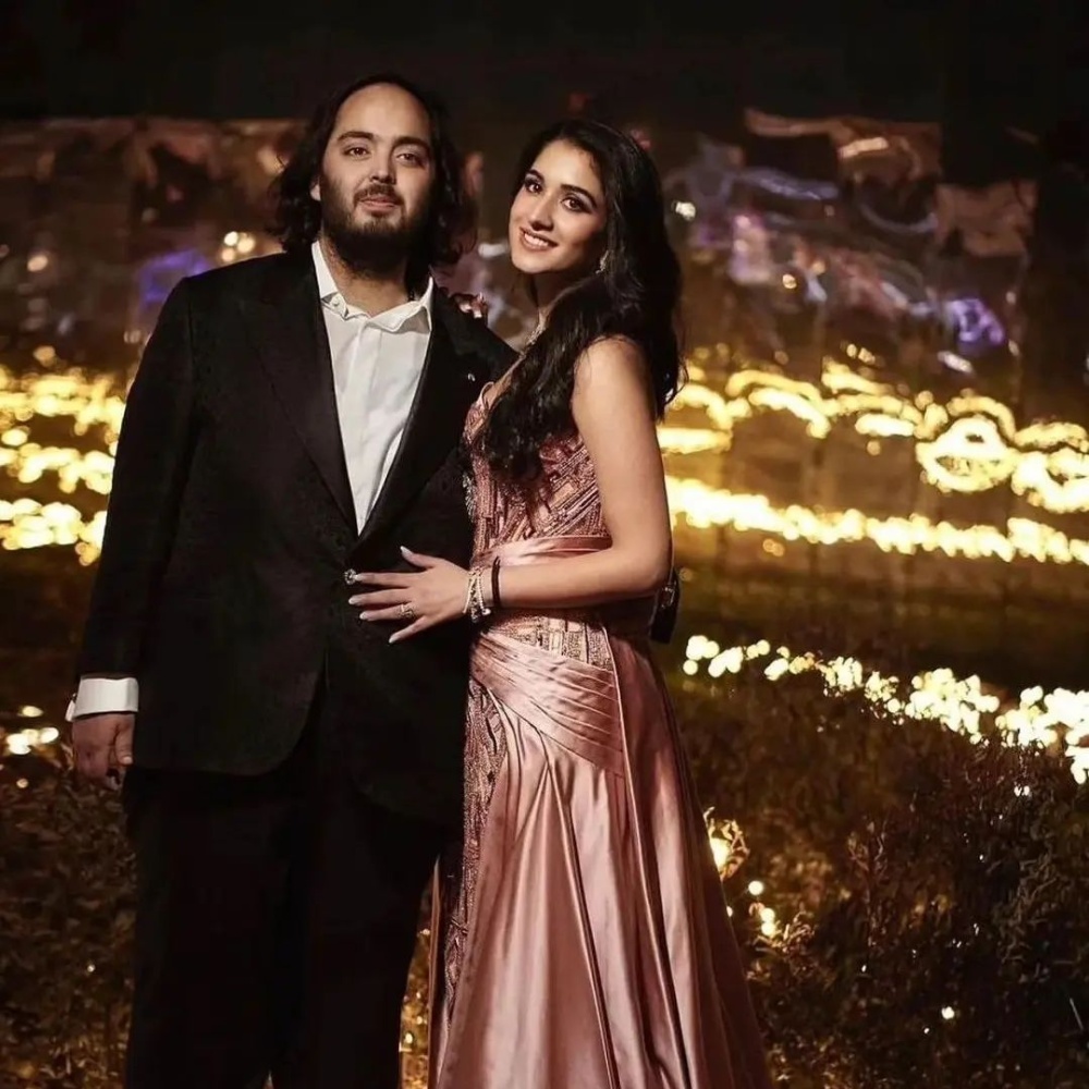 حفل ما قبل زفاف ابن أغنى رجال آسيا يشهد إطلالات مجوهرات تُقدّر بملايين الدولارات