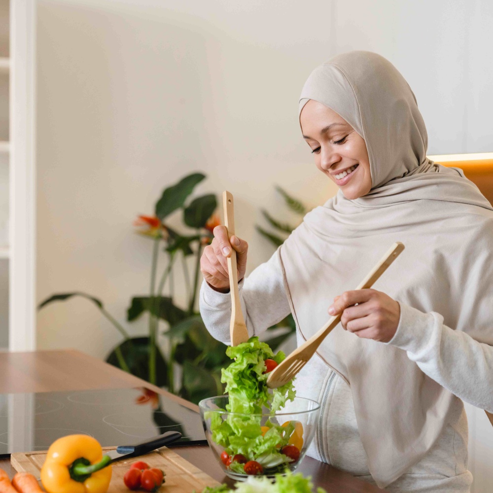 بعض الأطعمة لا يجب حفظها في الثلاجة لأنها قد تؤدي إلى الإصابة بالتسمم الغذائي