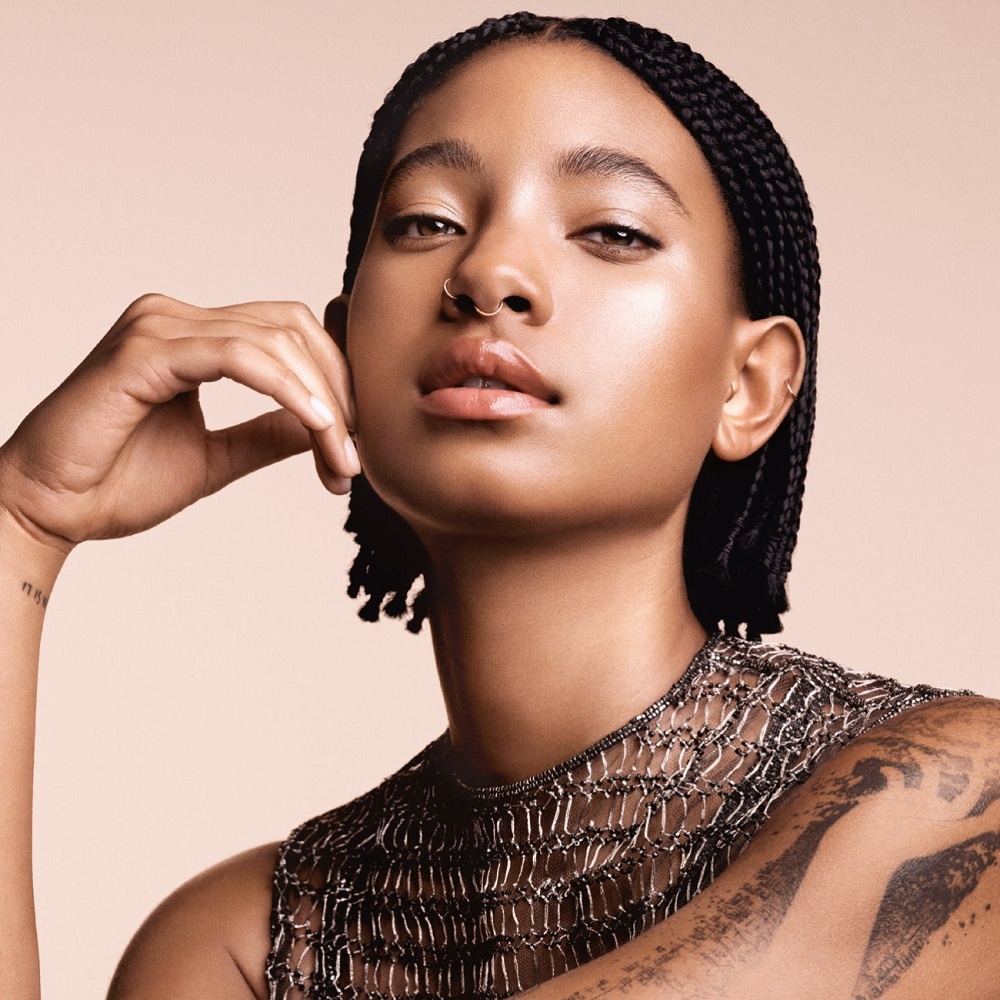 ويلو سميث الوجه الدعائي الجديد لمكياج ديور Dior