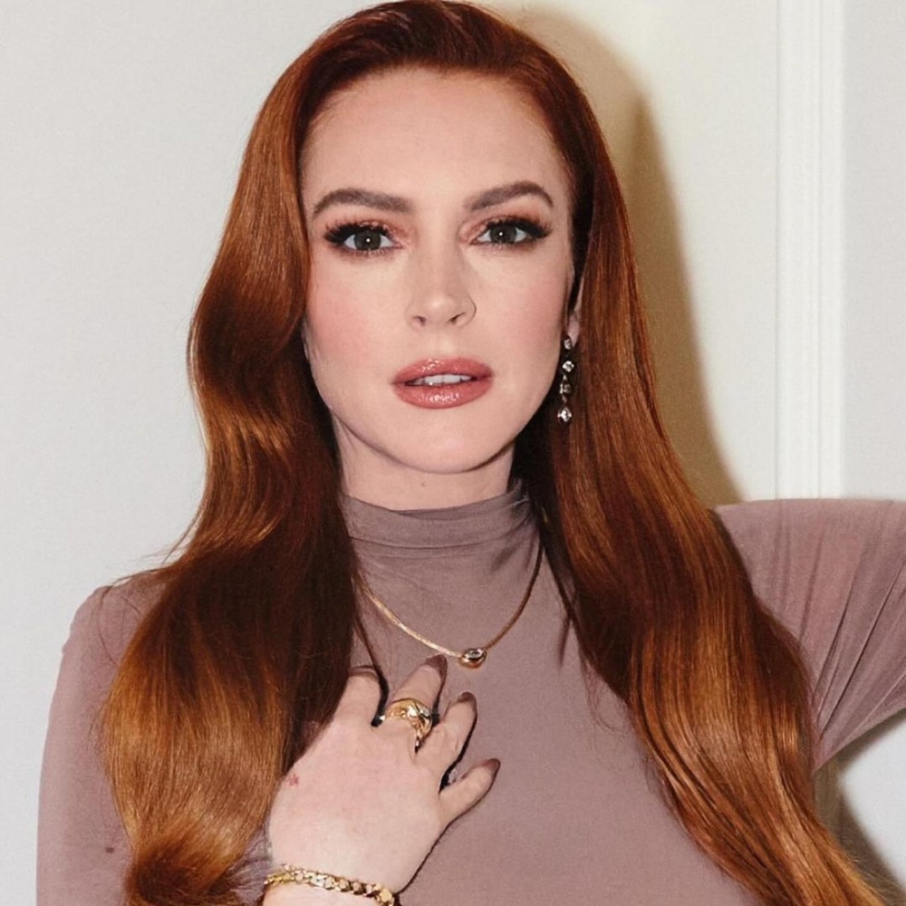 3 أساليب مكياج تناسب أجدد ألوان الشعر الرائجة في الربيع.. طبّقيها بأسلوب النجمات العالميات