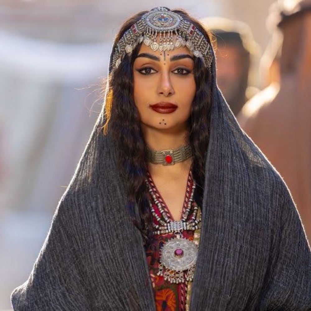 الكشف عن الإعلان الرسمي للمسلسل الرمضاني المنتظر "زمن العجاج".. بالفيديو