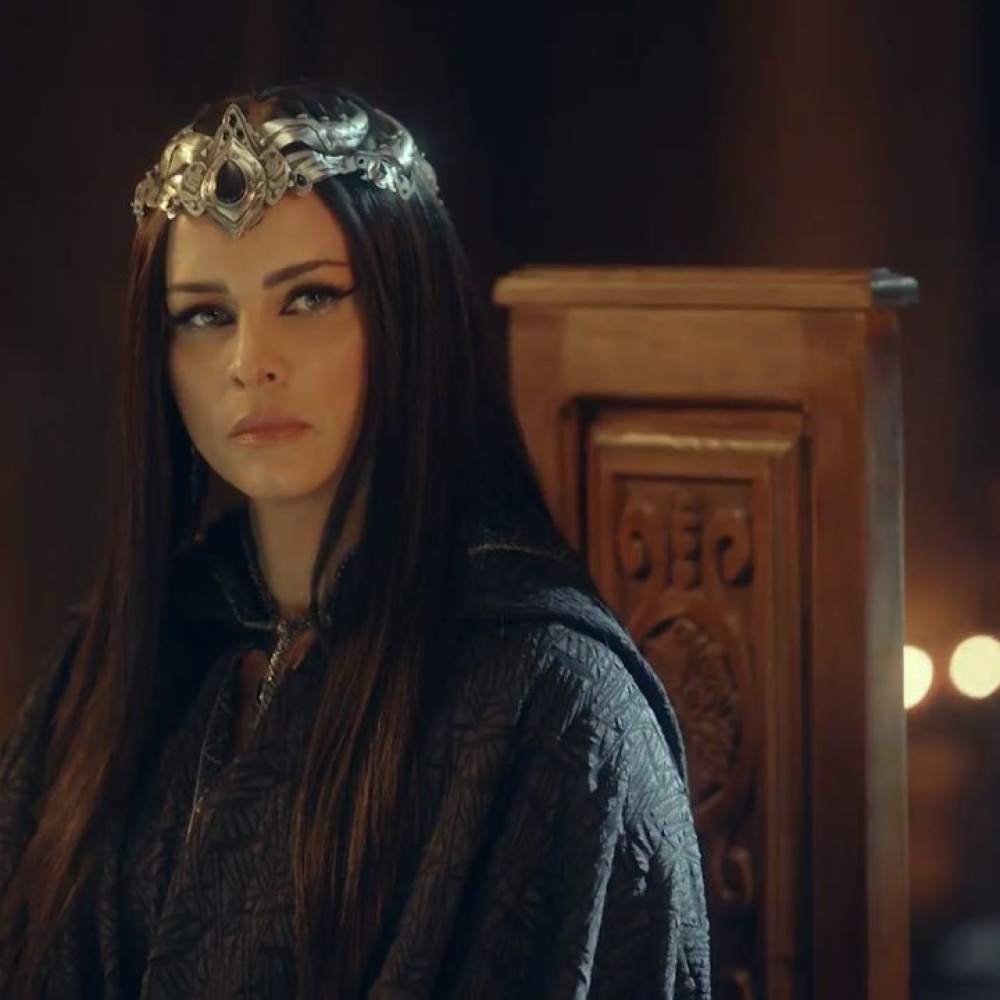 نور اللبنانية "ساحرة مخيفة" في مسلسل "جودر"