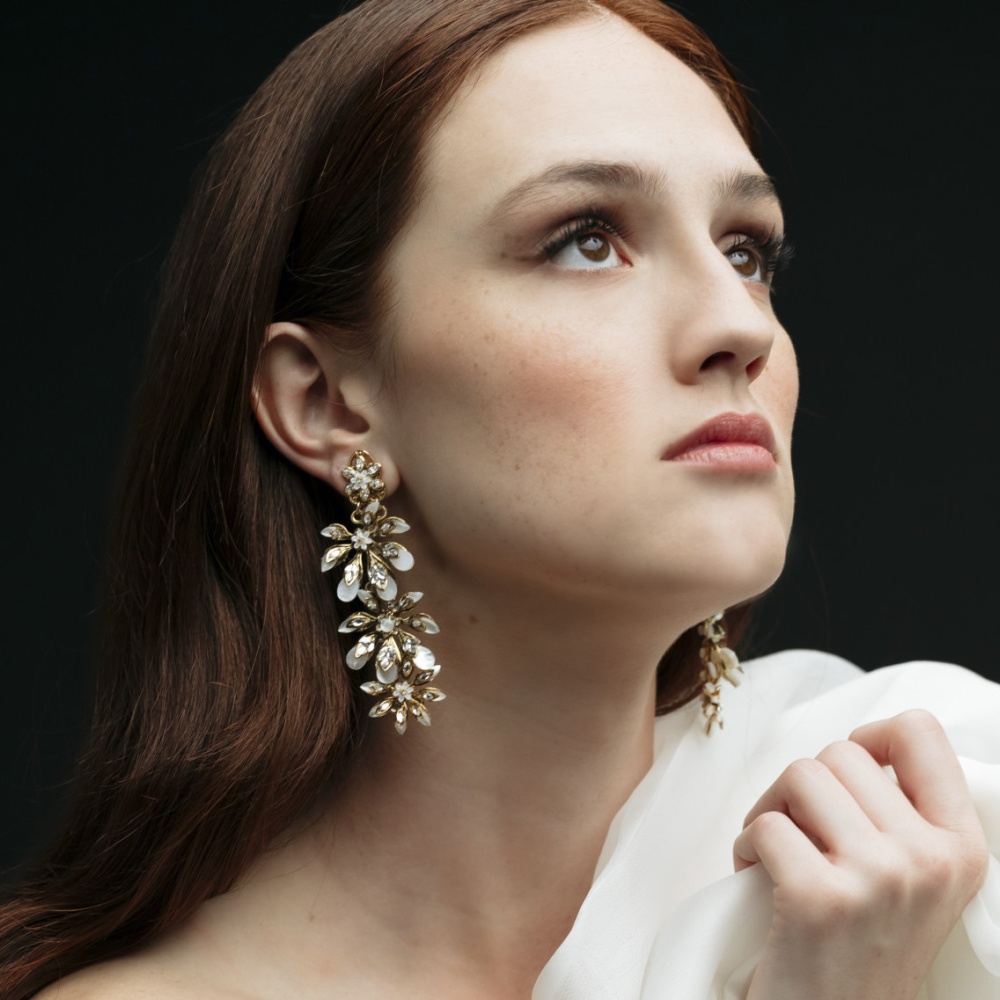 ابدئي بهذه الإجراءات التجميلية قبل الصيف لذقن محدّد ومنحوت