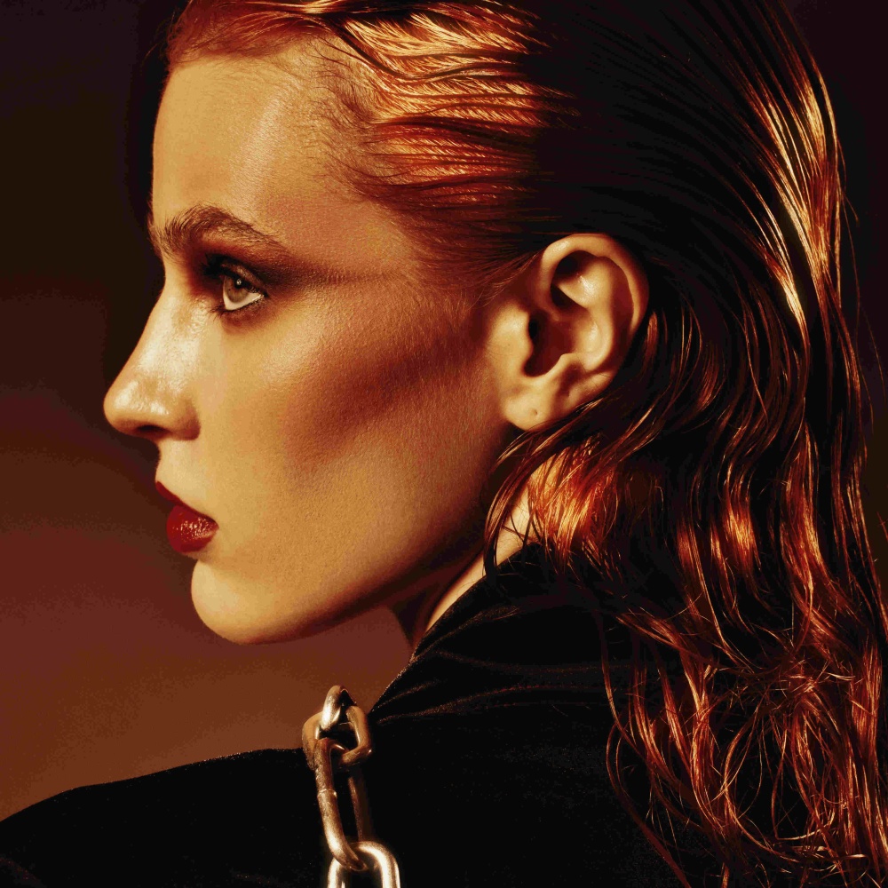 المصور الفوتوغرافي عبدالله الزنكي لـ"هي" : " هل نحن احرار ام تم بالفعل توجيهنا بطريقة او بأخرى".