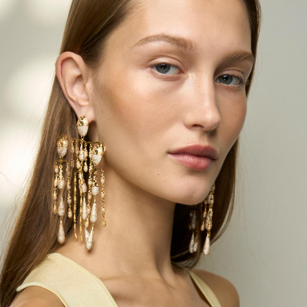 هل البثور تُفسد مزاجك؟ اكتشفي كيف تحصلين على بشرة خالية من العيوب