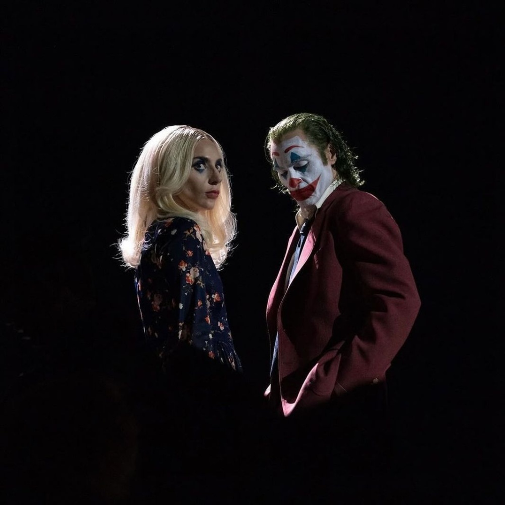 ليدي جاجا وواكين فينيكس