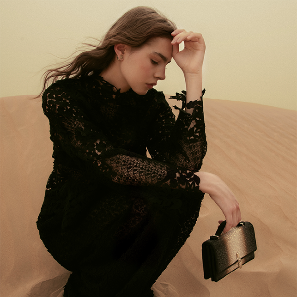 جلسة تصويرية خاصة بـ"هي" ودار Dior بعنوان Wonder Woman
