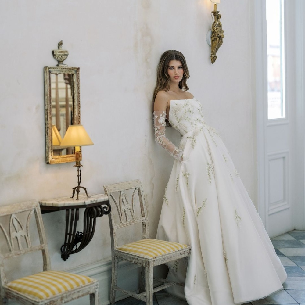 اليوم الثاني من أسبوع الموضة العرائسي في نيويورك...تصاميم ترضي أذواق كل العرائس!