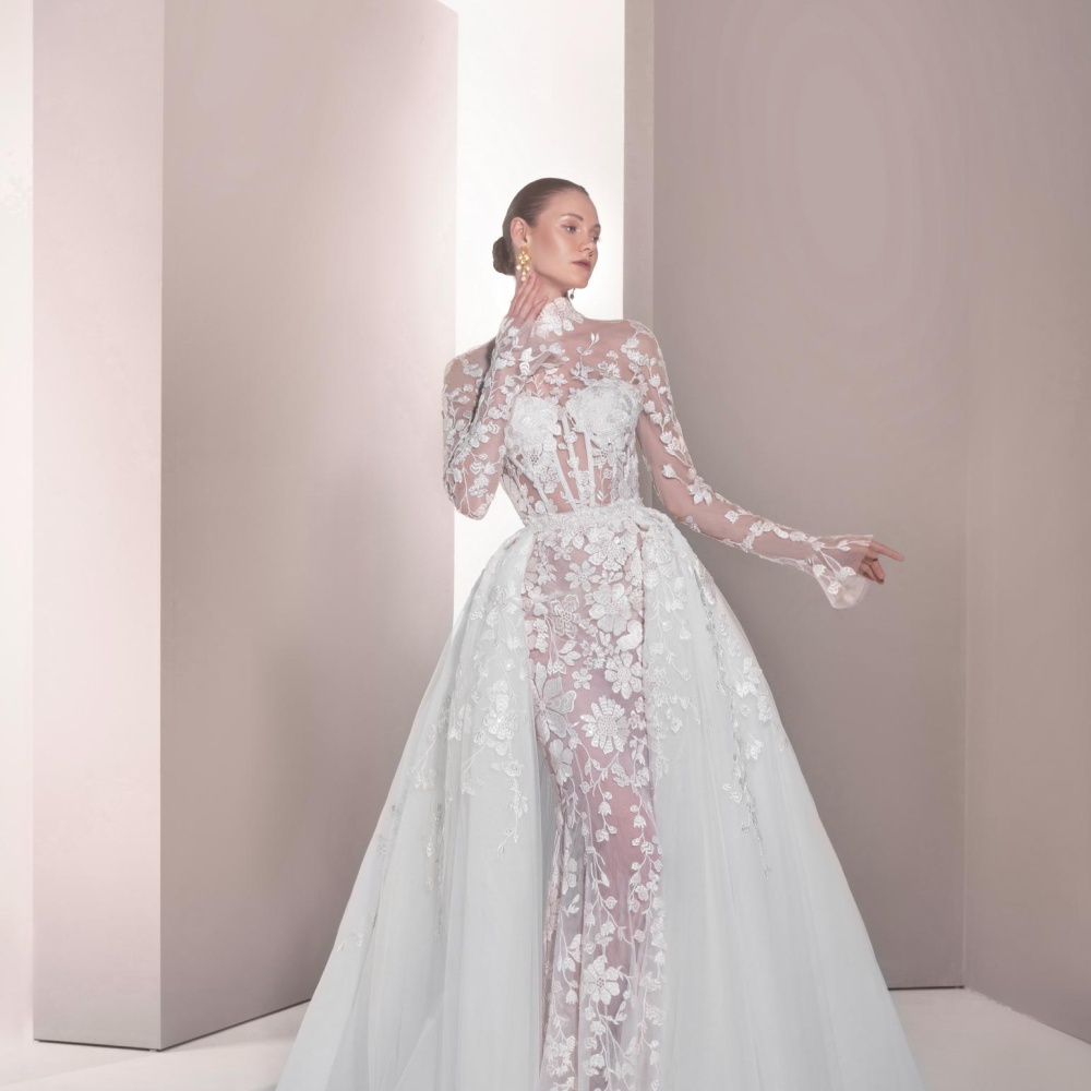 قصات الكورسيه تتسيّد موضة فساتين الزفاف، تعرفي على أجملها