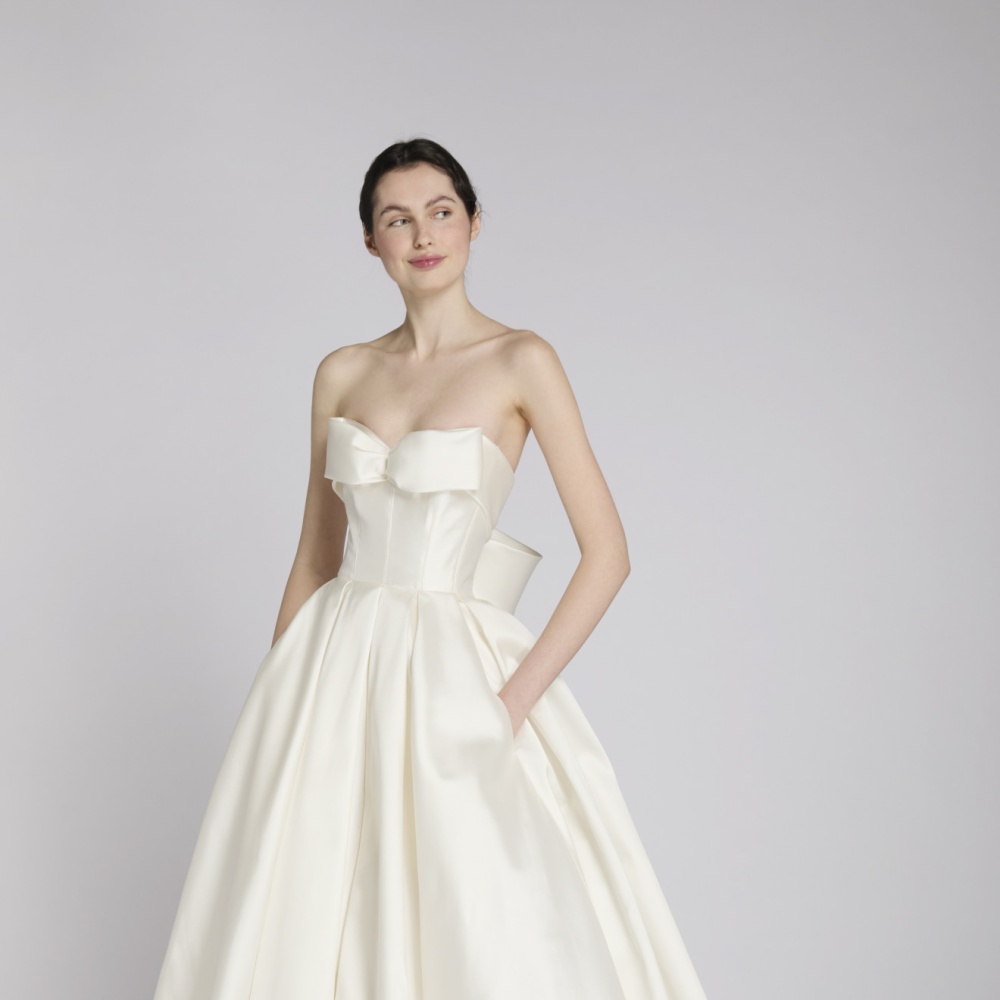 تعرّفي على أبرز اتجاهات تصاميم فساتين زفاف العام المقبل