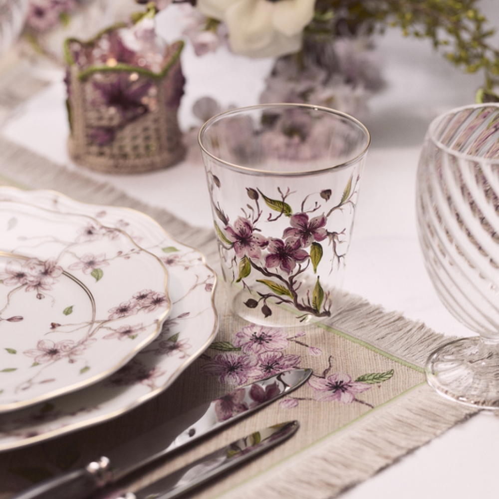 مجموعة "لي سوريزييه" Les Cerisiers من Dior