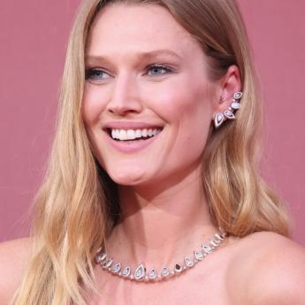 Toni Garrn