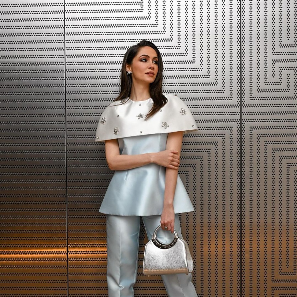 اطلالات سهرة أنيقة وعصرية بعيدا عن الفساتين من وحي النجمات