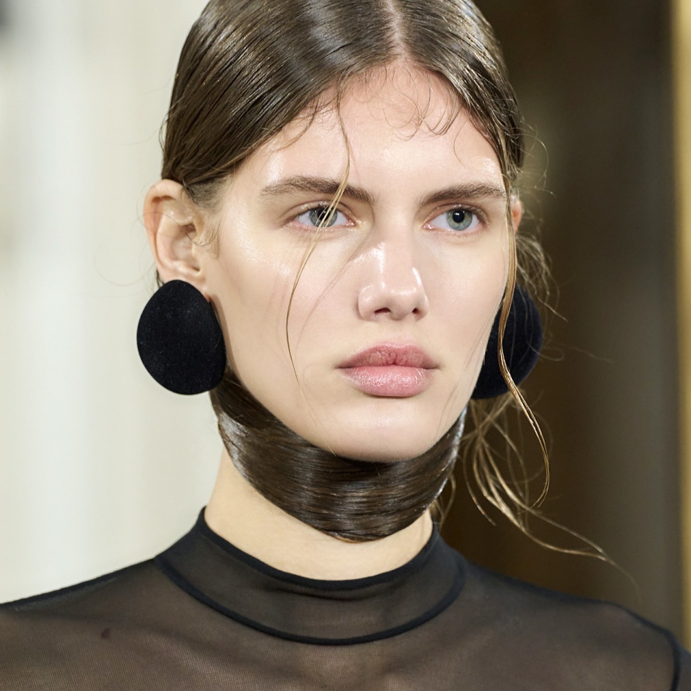 تقنية الهايفو لتجميل البشرة وتجديد شباب الوجه