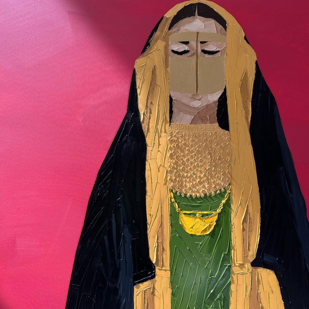 تبحر "هي" مع الفنانة التشكيلية القطرية ميساء المناعي في أعماق الفن وتجربتها باستخدام سكاكين الرسم