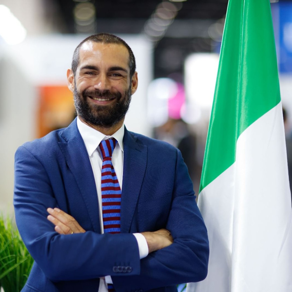 "فاليريو سولداني" Valerio Soldani المفوض التجاري الإيطالي لدى الإمارات