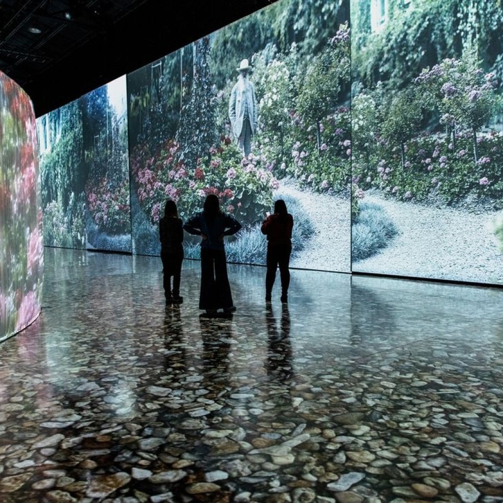 الصورة الرئيسية - معرض تخيّل مونيه تجربة تفاعلية فنية فريدة من نوعهل لأول مرة في جدة