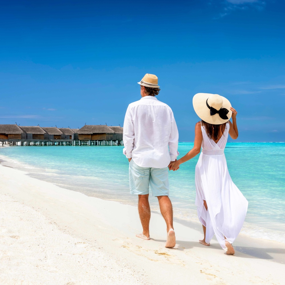 متعة السفر مع شريك الحياة تتحقق بتوفير متطلباته