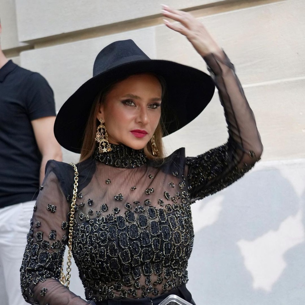 نيللي كريم في اسبوع الموضة الباريسي