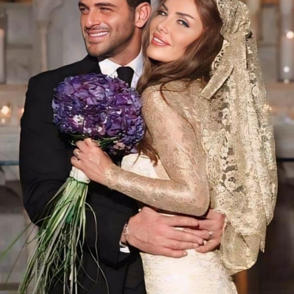 نيكول سابا ويوسف الخال في زفافهما