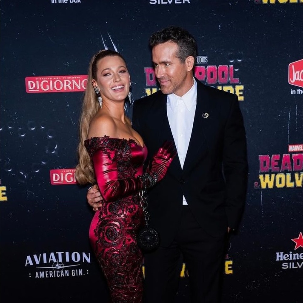 بليك ليفلي ورايان رينولدز 