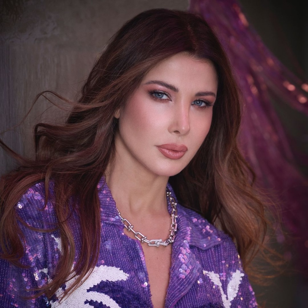نانسي عجرم في كليب "من نظرة"
