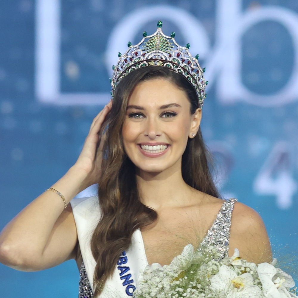 ندى كوسا ملكة جمال لبنان للعام 2024 وهذه تفاصيل حفل انتخابها وإطلالتها