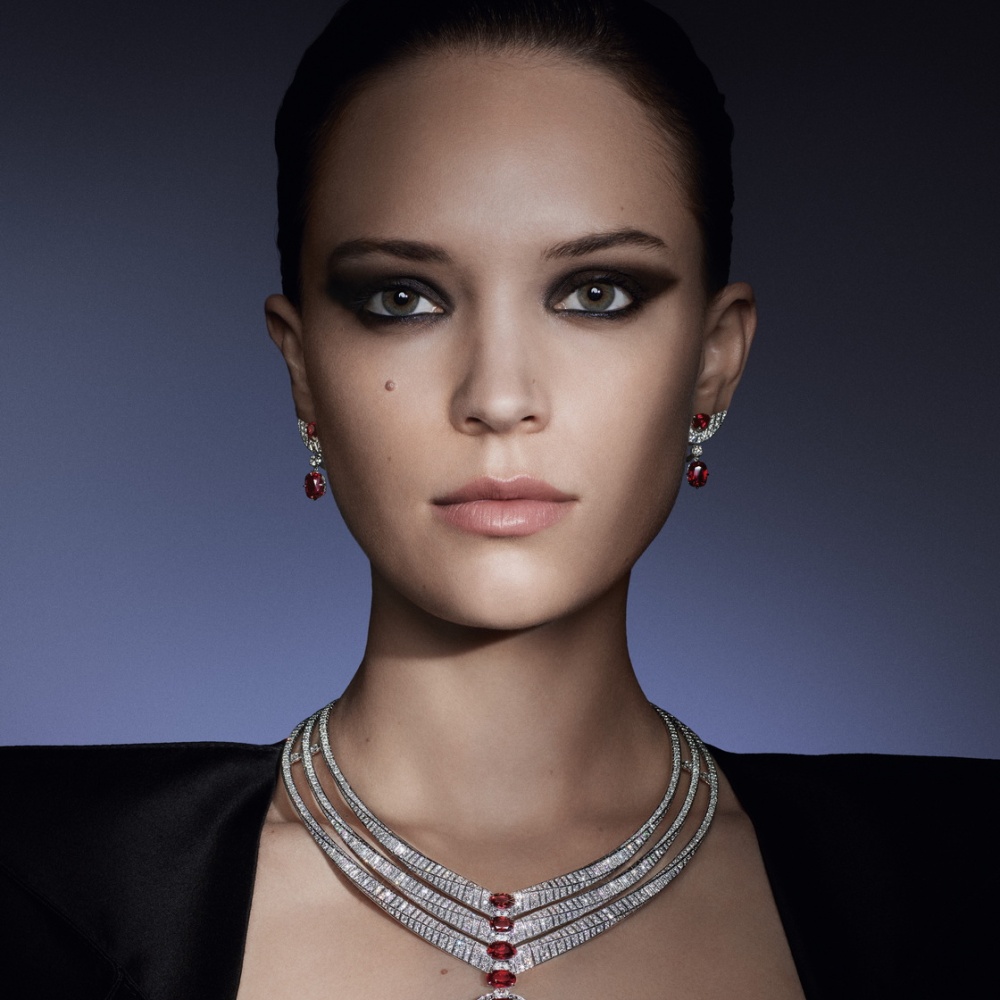 مجموعة  Chaumet en Scène  "شوميه والمسرح" تعكس من خلال الموسيقى والرقص المقياس الكامل لبراعة الدار