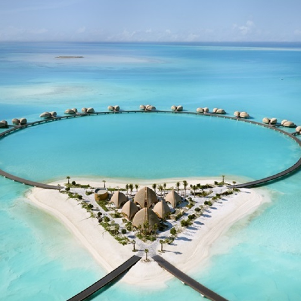 منــتجع "نجومه" محمية "ريتز-كارلتون" البحر الأحمر