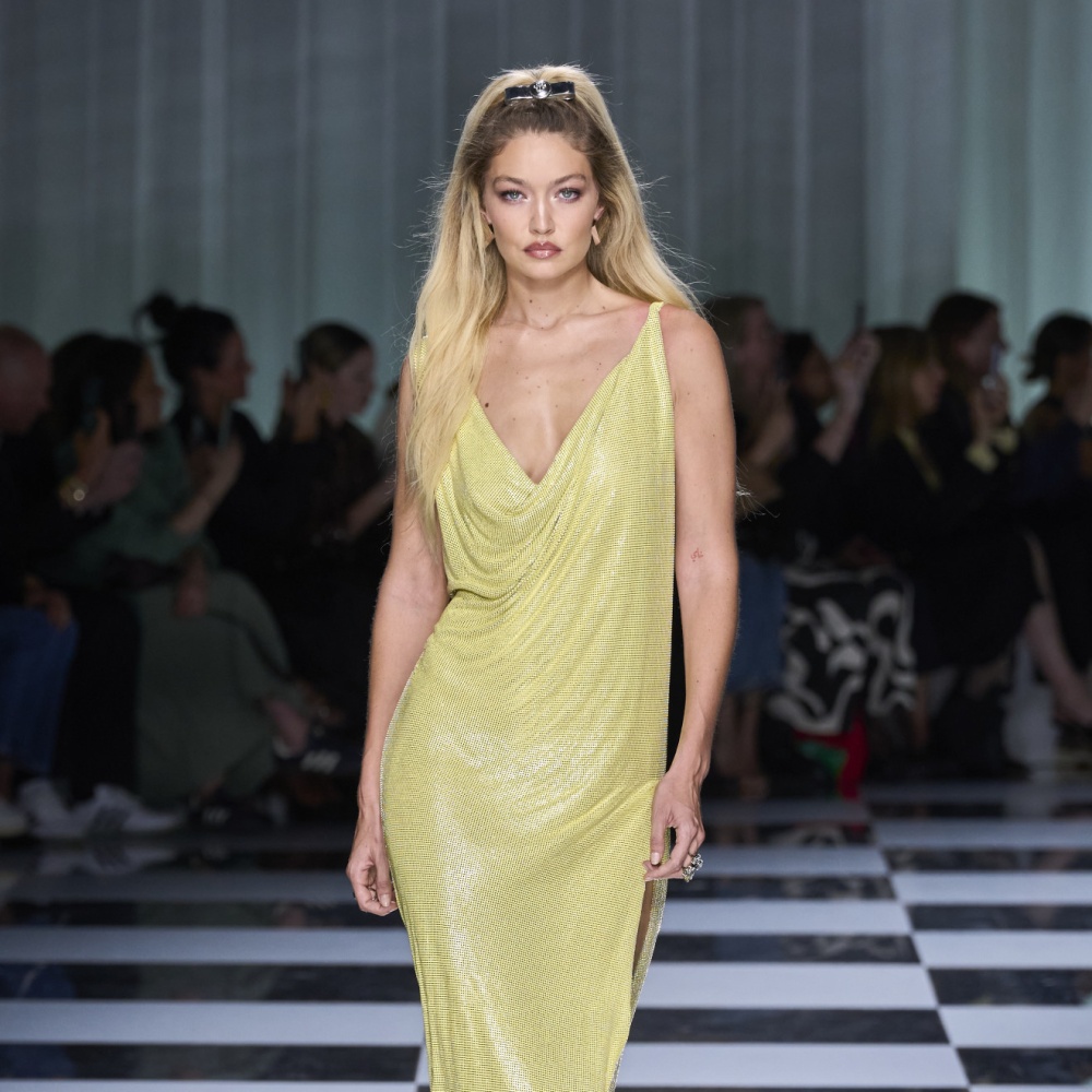 موضة الـButter Yellow تعود لتنعش صيحات التسعينيات