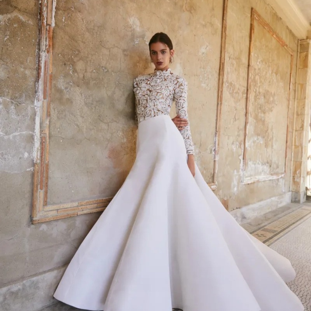 فستان زفاف بقطعتين من دار اوسكار دي لارنتا