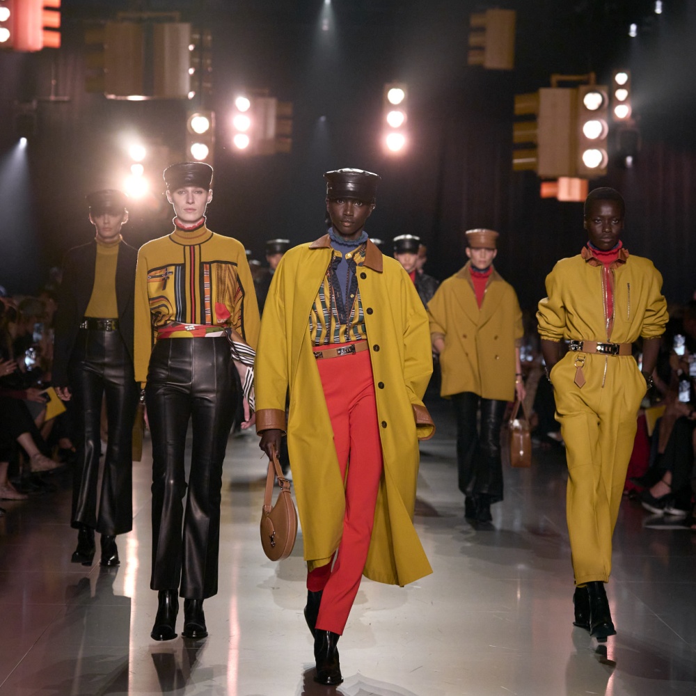 إطلالات من مجموعة Hermes لخريف وشتاء 2024