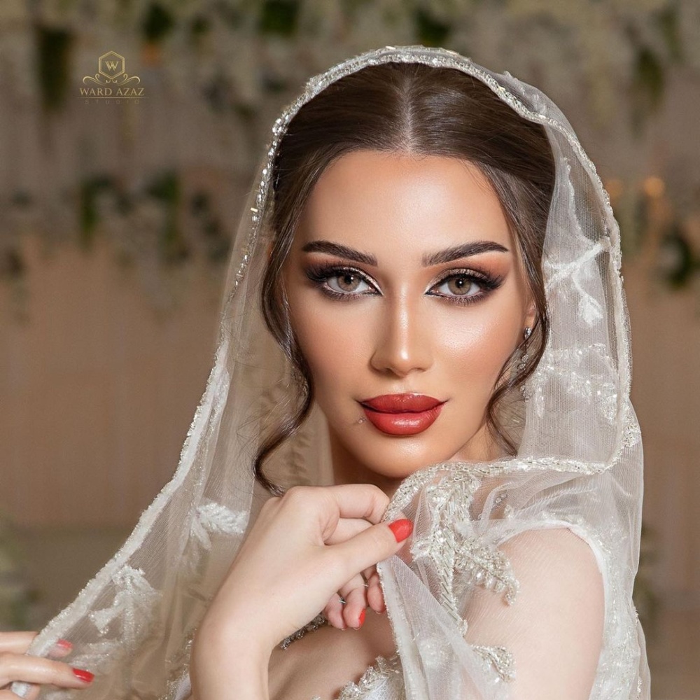 من مكياج العرايس من خبيرة التجميل السعودية هديل أحمد