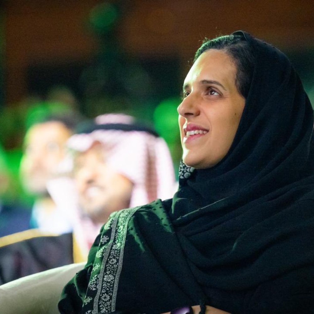 الأميرة هيفاء بنت محمد تتفاعل مع طالب من ذوي الإحتياجات الخاصة