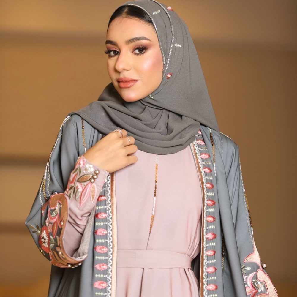 زينة عماد