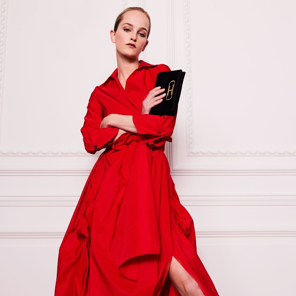 إطلالة من Carolina Herrera