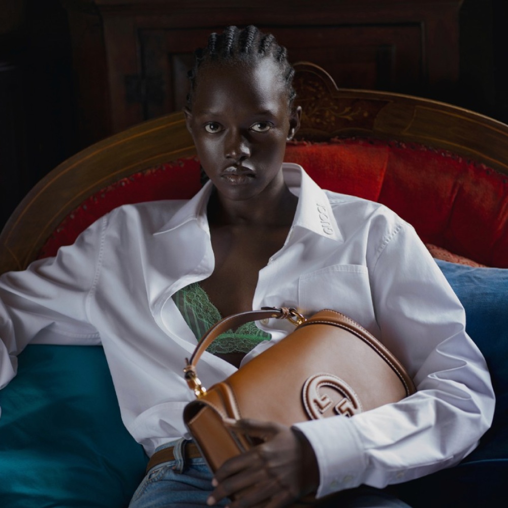 "غوتشي" تكشف عن أيقونتها Gucci Blondie: حقيبة تولد من جديد في مجموعة Cruise 2025