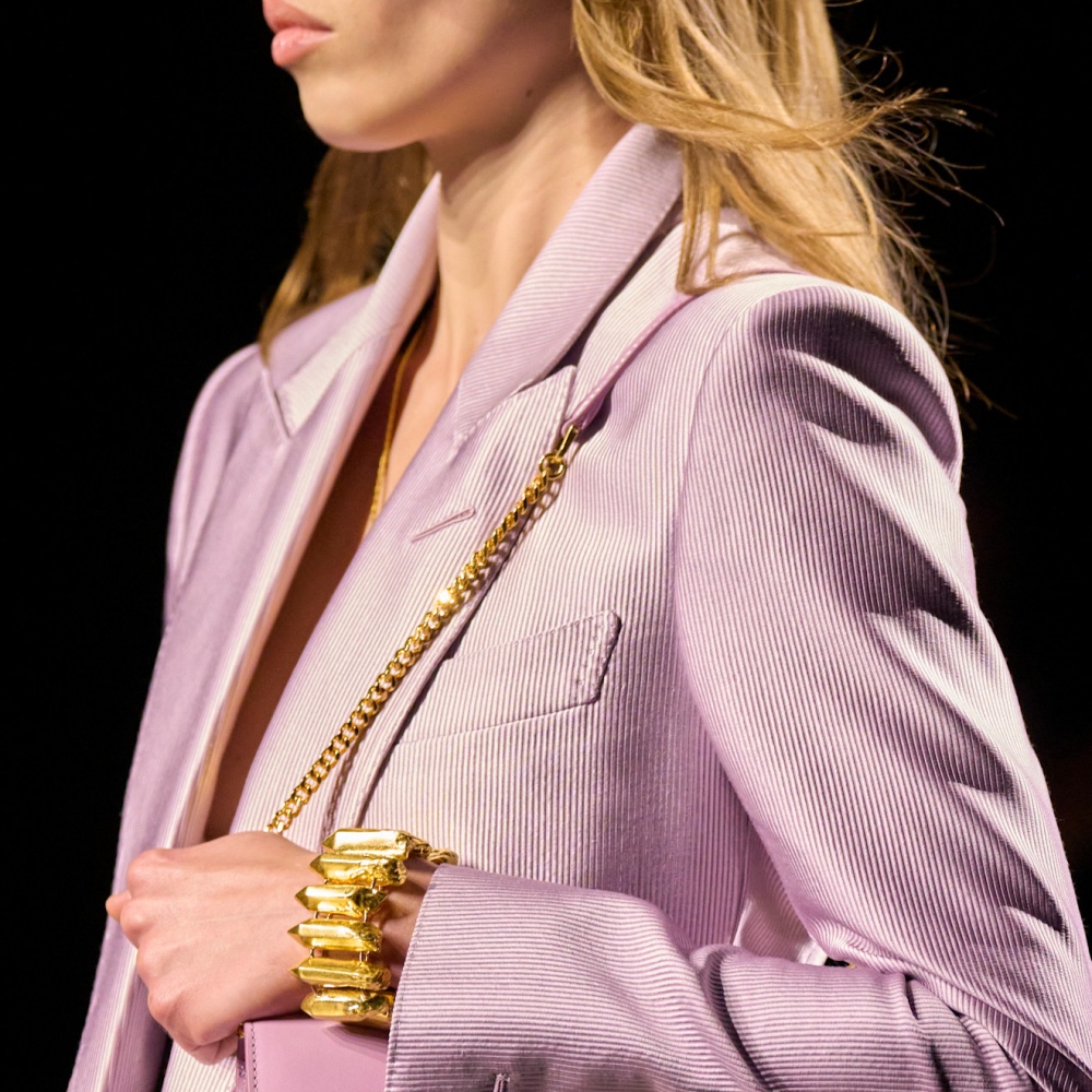 حقائب باللون الأرجواني من Tom Ford