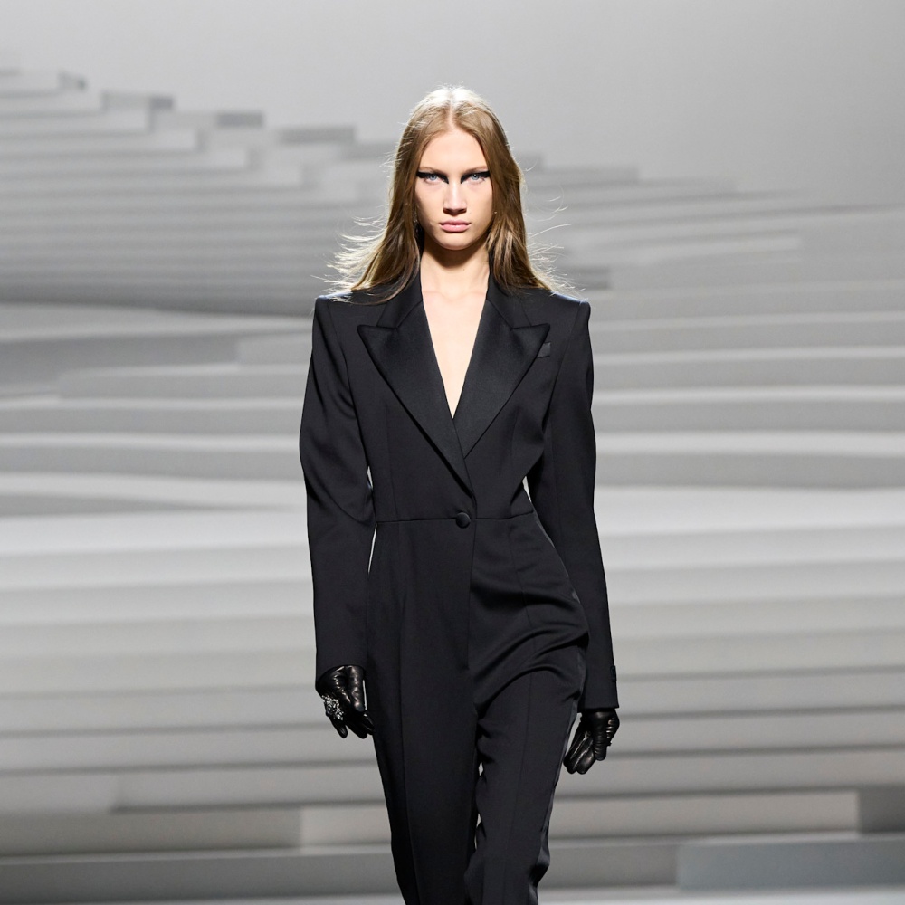 الجمبسوت الأسود يتصدّر من جديد هذا الخريف