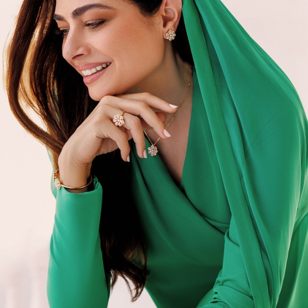 خاص "هي"... هنيدا الصيرفي بمناسبة اليوم الوطني السعودي: أستوحي إلهامي من حضارة المملكة الغنيّة وبيئتها المثمرة