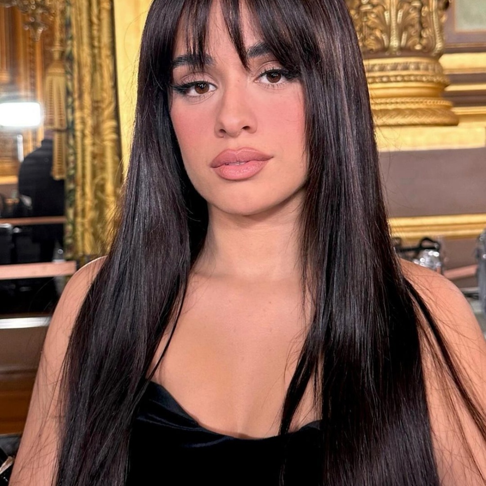 مكياج ناعم أحدث اتجاهات موضة خريف 2024 لصاحبات الشعر الأسودمن وحي كاميلا كابيو