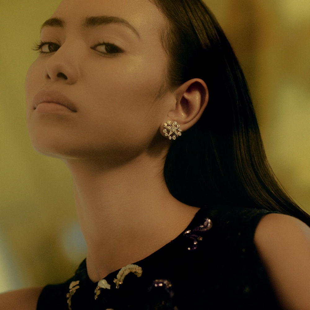 جلسة تصويرية بعنوان The Brilliance Of CHANEL