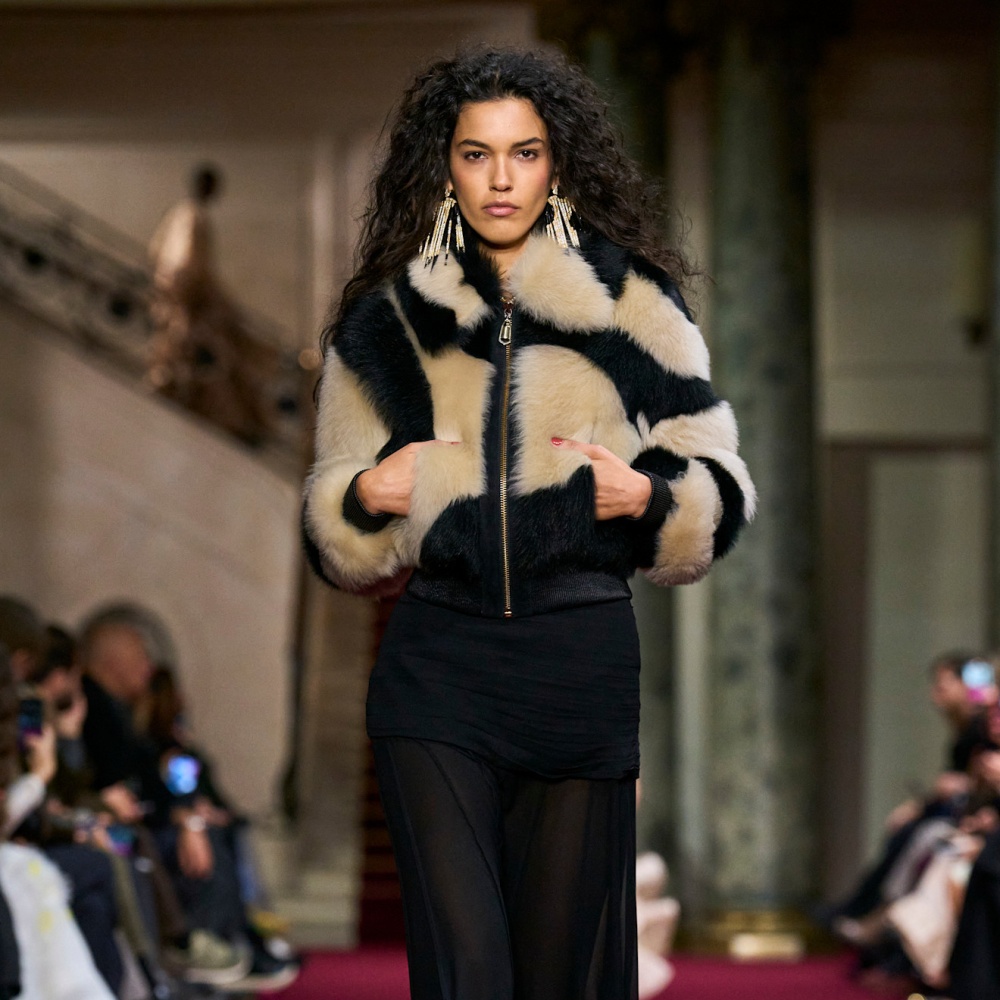 إطلالة من Zimmermann